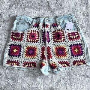 NWT SO junior’s size 13/31W denim shorts with crochet overlay